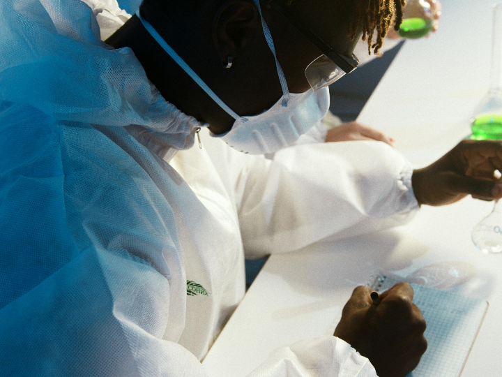 analisis de los abrigos para hombre de alexander co idescubre las tendencias de moda