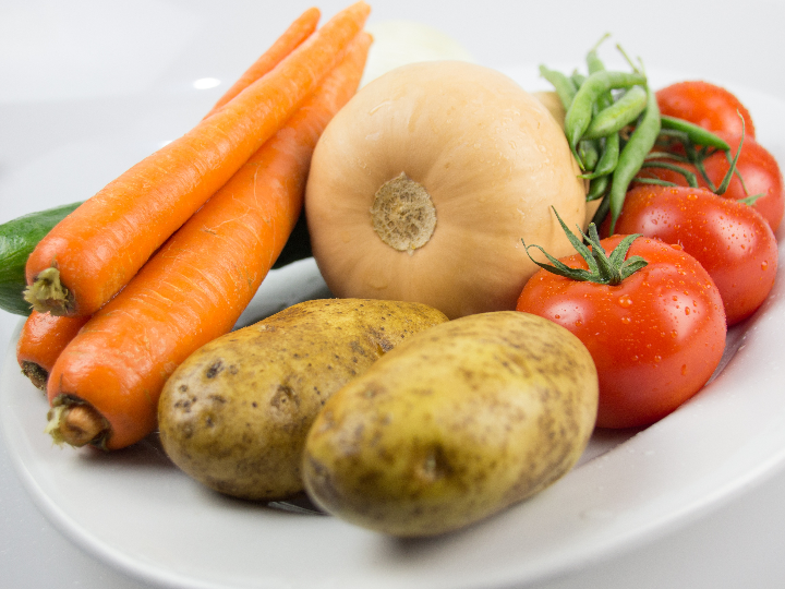 como cocer patatas y zanahorias juntas de manera eficiente