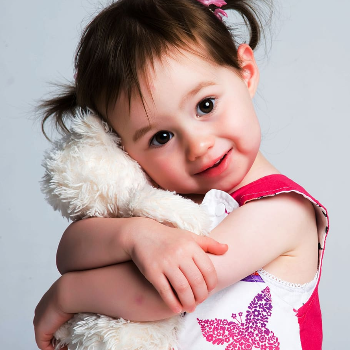 comparativa de amichichi nina descubre las ventajas de este adorable juguete