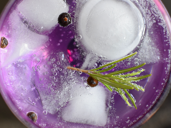 descubre la magia de los colores en la copa analisis y comparativa de los mejores vinos