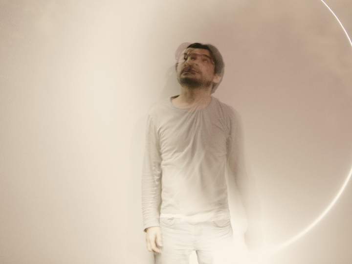 descubre todo sobre alessandro zavetti en wikipedia analisis de ropa y complementos de moda