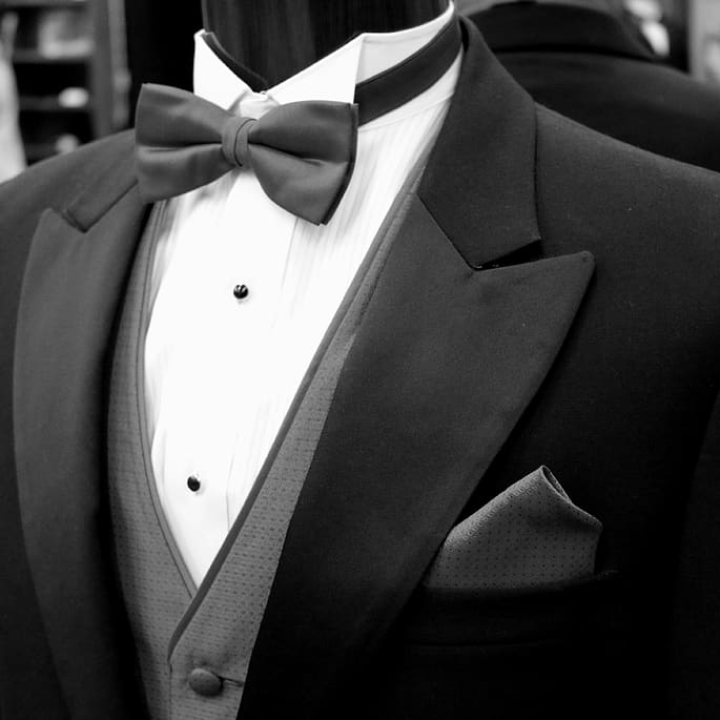 guia de estilo como lucir una corbata estrecha para hombres
