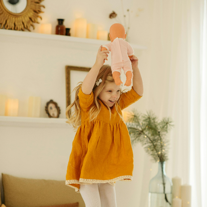 las galletas oreo se visten de naranja para celebrar halloween