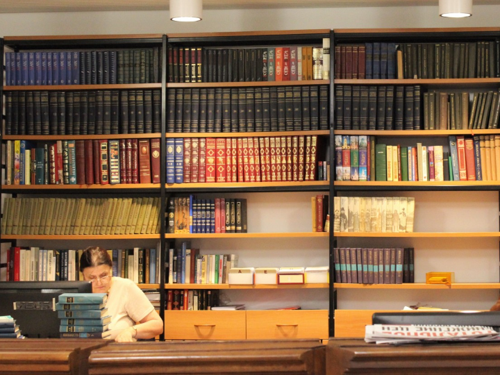 libreria 5 estantes estilo industrial madera metal 62x30x131cm decker